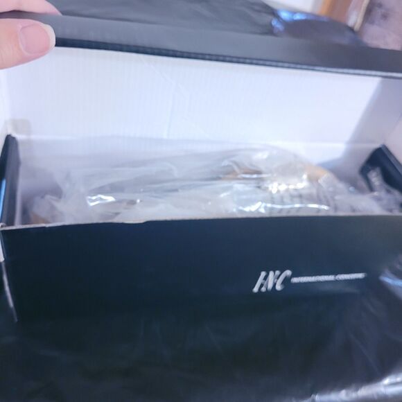 INC International Concepts Pearl Zina Pearl Gold Sz8 Slides Shiny NIB - Picture 11 of 11